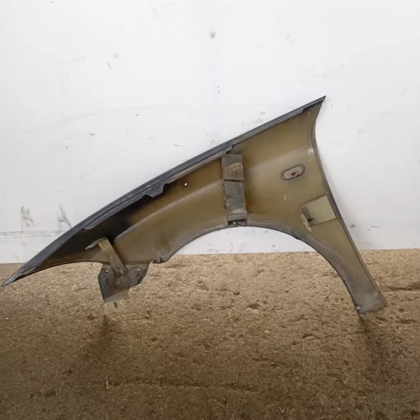 Parafango anteriore destra Seat Altea (2004 – oggi) 2.0 103 KW diesel 5P0821022A BKD