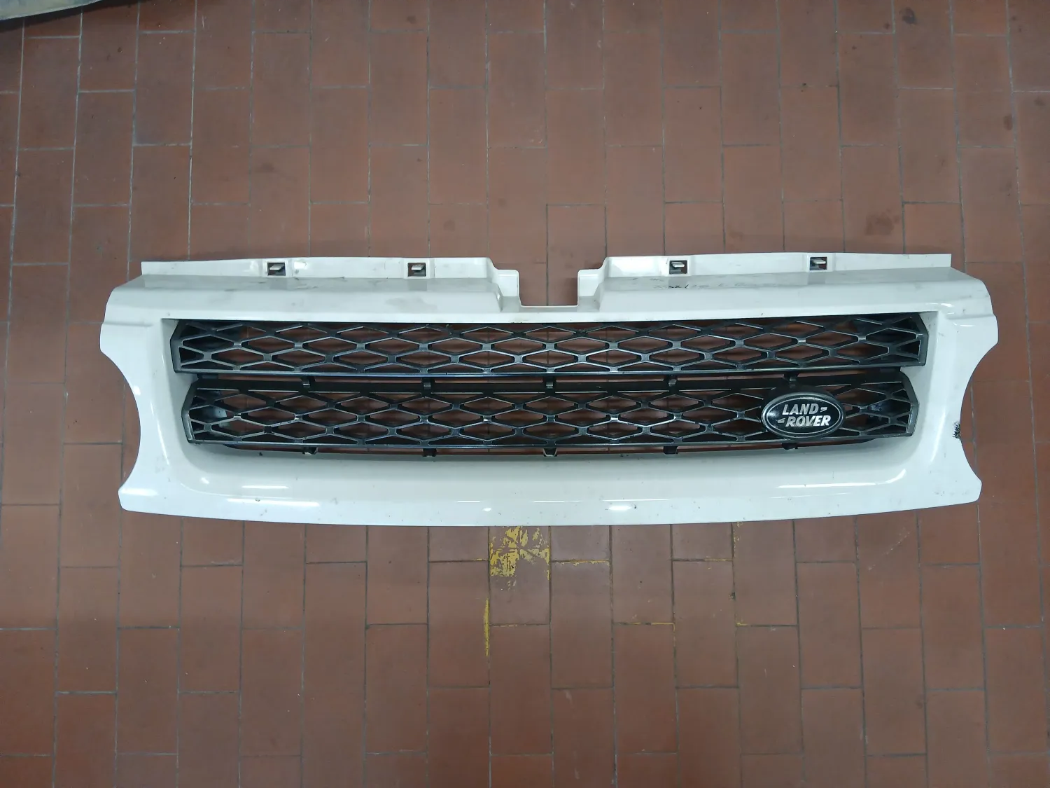 Paraurti anteriore Land Rover Range Rover Sport (2010 – 2013) 3.0 180 KW diesel LR015076 306DT