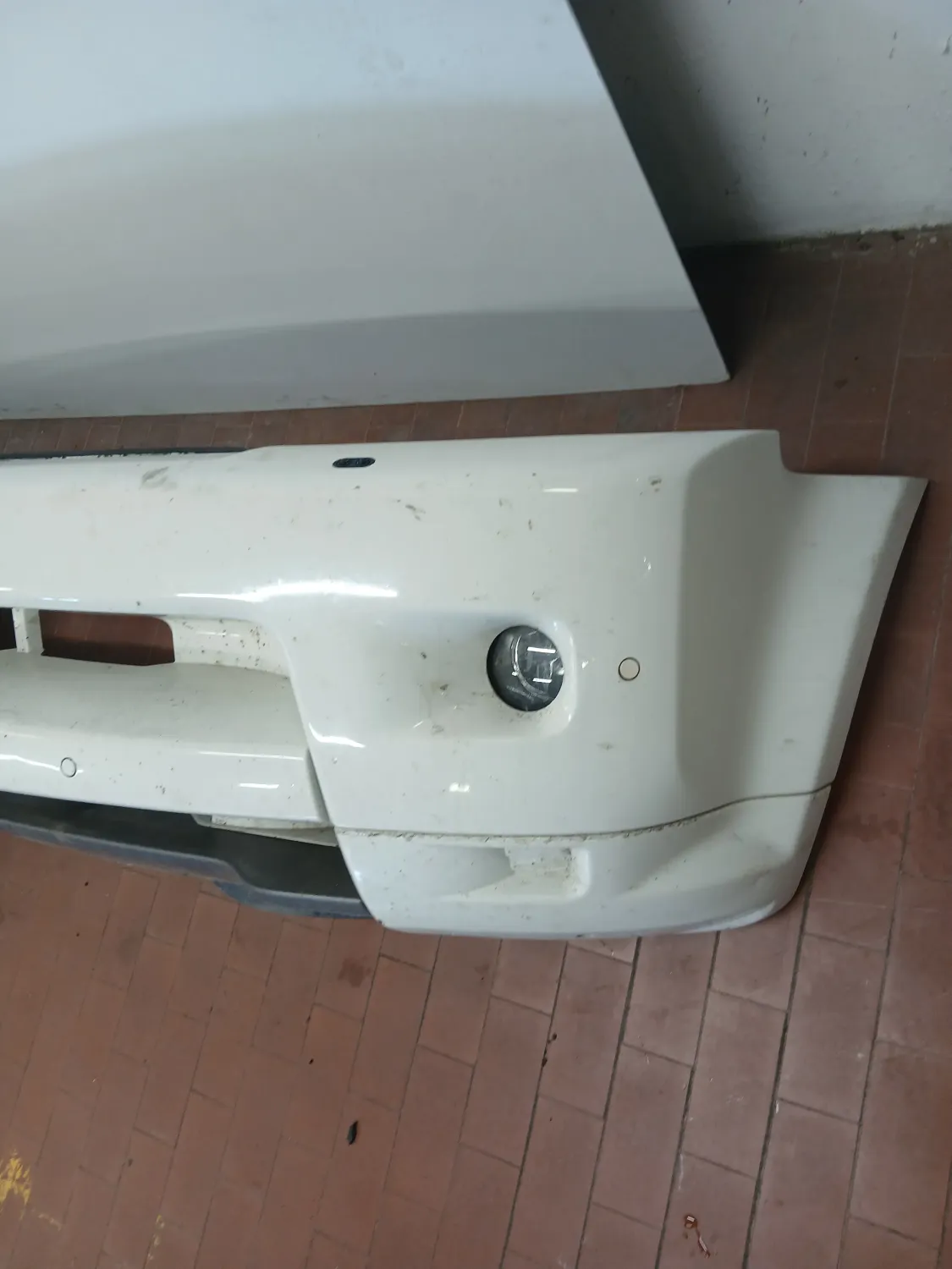 Paraurti anteriore Land Rover Range Rover Sport (2010 – 2013) 3.0 180 KW diesel LR015076 306DT