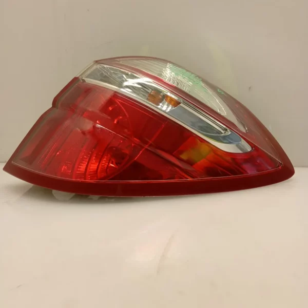 Faro posteriore destra Subaru Outback (2003 – 2009) 2.5 127 KW benzina 84201AG222 EJ25