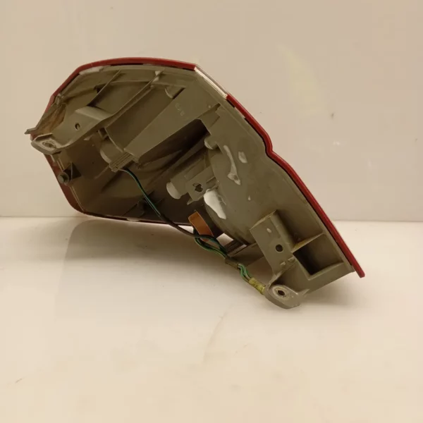 Faro posteriore destra Subaru Outback (2003 – 2009) 2.5 127 KW benzina 84201AG222 EJ25