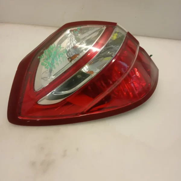 Faro posteriore sinistra Subaru Outback (2003 – 2009) 2.5 127 KW benzina 84201AG232 EJ25