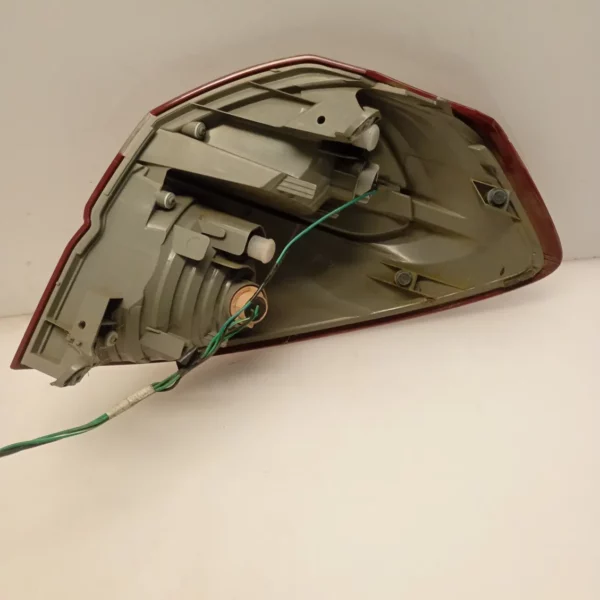 Faro posteriore sinistra Subaru Outback (2003 – 2009) 2.5 127 KW benzina 84201AG232 EJ25