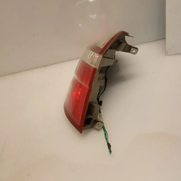 Faro posteriore sinistra Subaru Outback (2003 – 2009) 2.5 127 KW benzina 84201AG232 EJ25