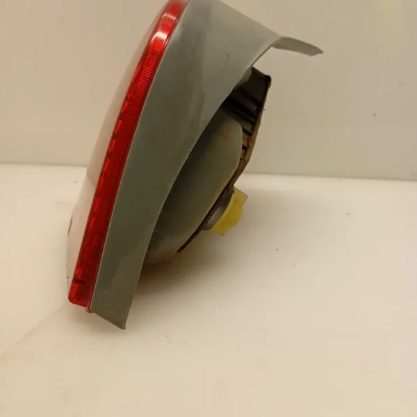 Faro posteriore sinistra Toyota Yaris (2001 – 2005) 1.0 48 KW benzina 815610D070 1SZ FE