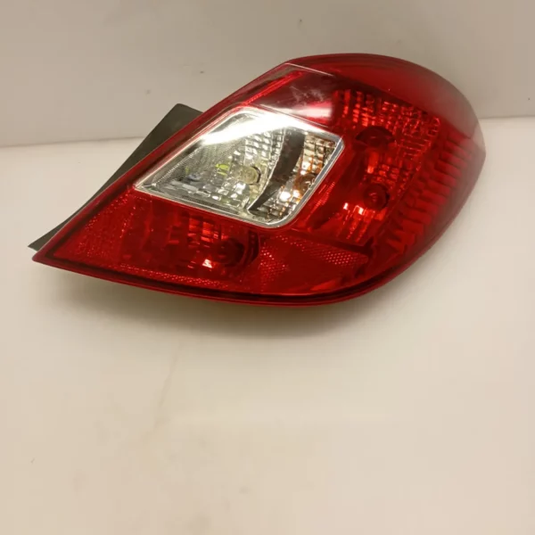Faro posteriore destra Opel Corsa (2011 – 2015) 1.2 63 KW benzina 93196754 A12XER