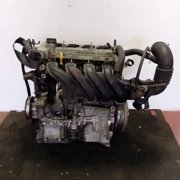 Motore completo Toyota YARIS VERSO 2002