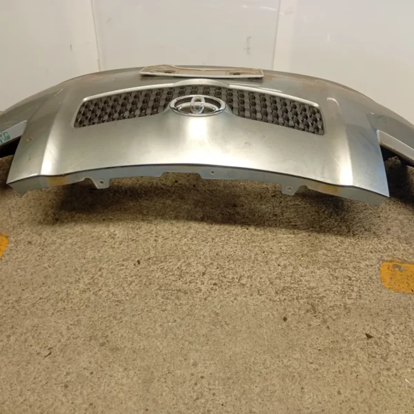 Paraurti anteriore Toyota Yaris (2005 – 2012) 1.0 51 KW benzina 521190D977 1KR FE