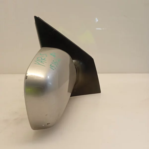 Specchietto est. destra Toyota Yaris (2001 – 2005) 1.0 48 KW benzina 879100D917 1SZ FE