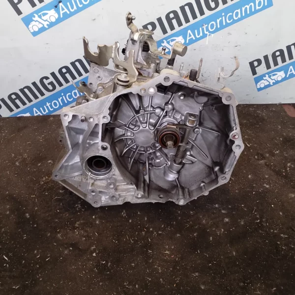 Cambio completo Suzuki IGNIS 2018 2400052831000