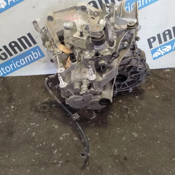 Cambio completo Suzuki IGNIS 2018 2400052831000