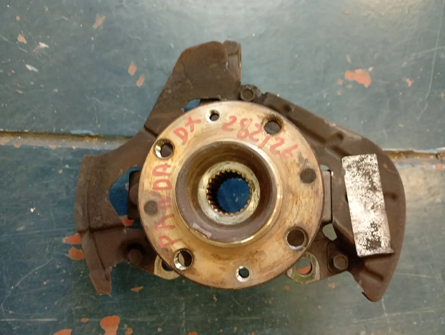 Mozzo anteriore Fiat PANDA 2009 51824630