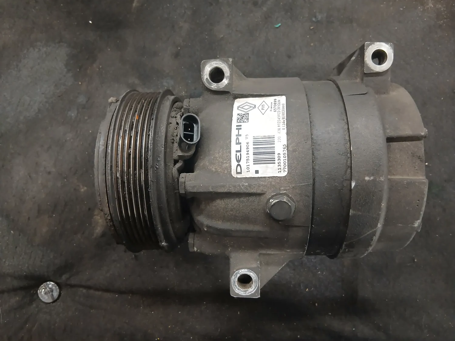 Compressore a/c Renault TRAFIC 2005 8200979497