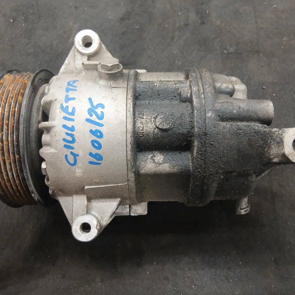 Compressore a/c Alfa Romeo GIULIETTA 2012 50547718