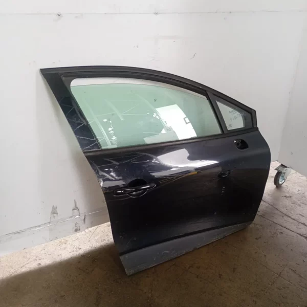 Porta anteriore destra Renault Clio 4a Serie (2012 – 2016) 1.5 55 KW diesel 801008302R K9K C6