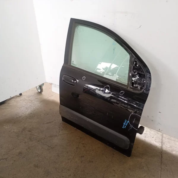 Porta anteriore destra Fiat Panda (2016 – 2022) 1.2 51 KW benzina 52098463 169A4000