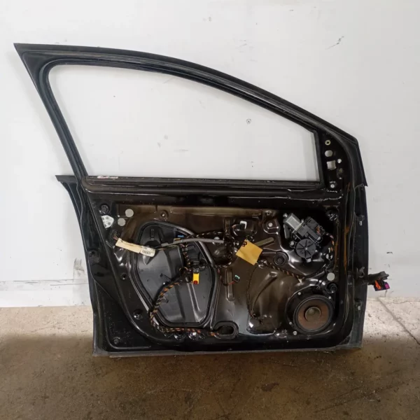 Porta anteriore Volkswagen POLO 2010 6R3831055J