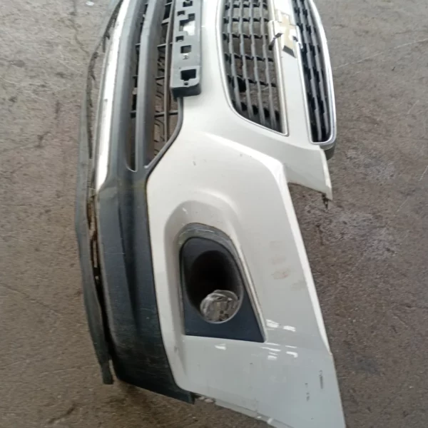 Paraurti anteriore Chevrolet daewoo Trax 4×4 (2013 – oggi) 1.7 96 KW diesel A17DTS