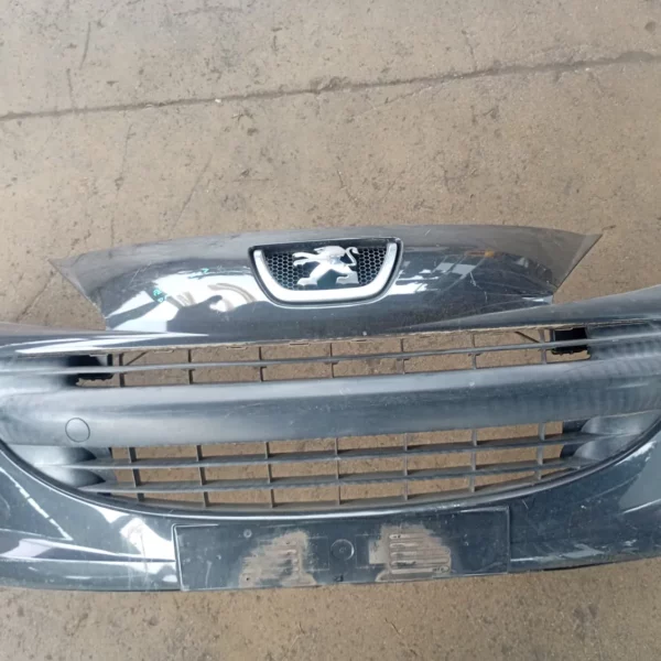 Paraurti anteriore Peugeot 207 (2006 – 2009) 1.4 50 KW diesel 7401ER 8HZ