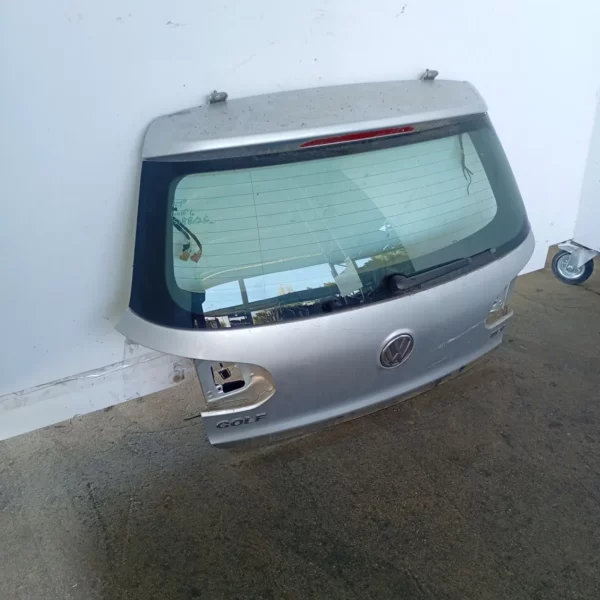 Portellone post. Volkswagen Golf (2008 – oggi) 2.0 81 KW diesel 5K6827025J CBD