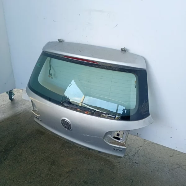 Portellone post. Volkswagen Golf (2008 – oggi) 2.0 81 KW diesel 5K6827025J CBD