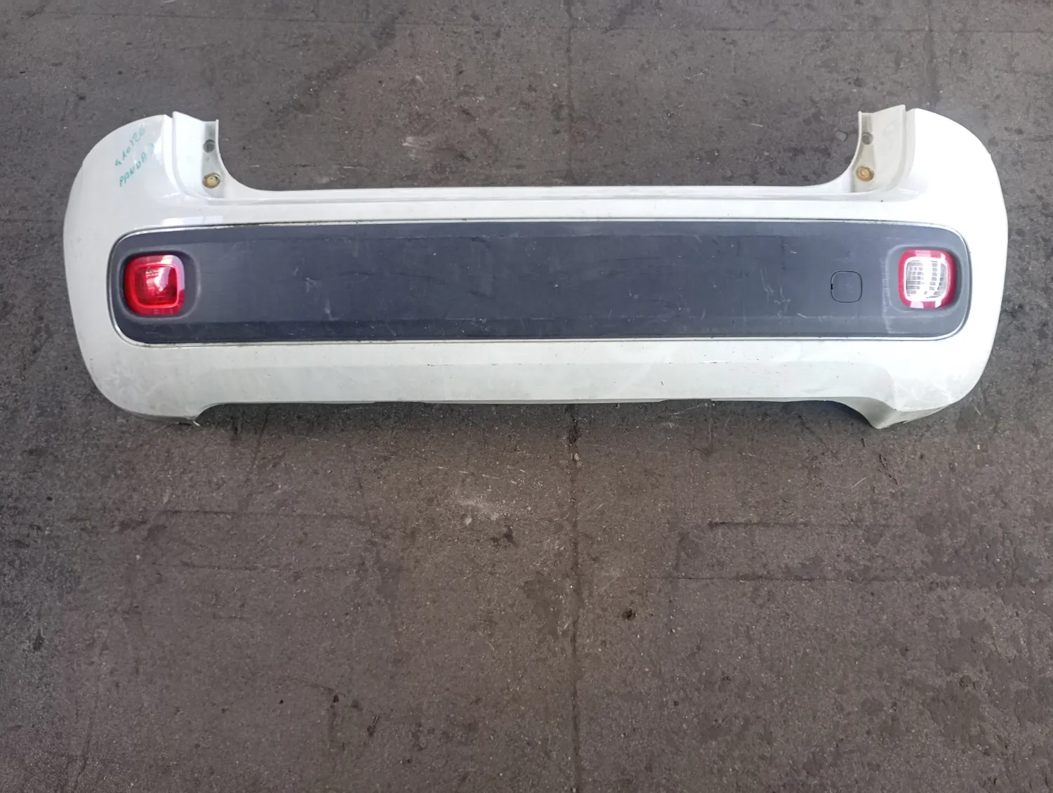 Paraurti posteriore Fiat Panda (2011 – 2017) 1.2 51 KW benzina 735555152 169A4000