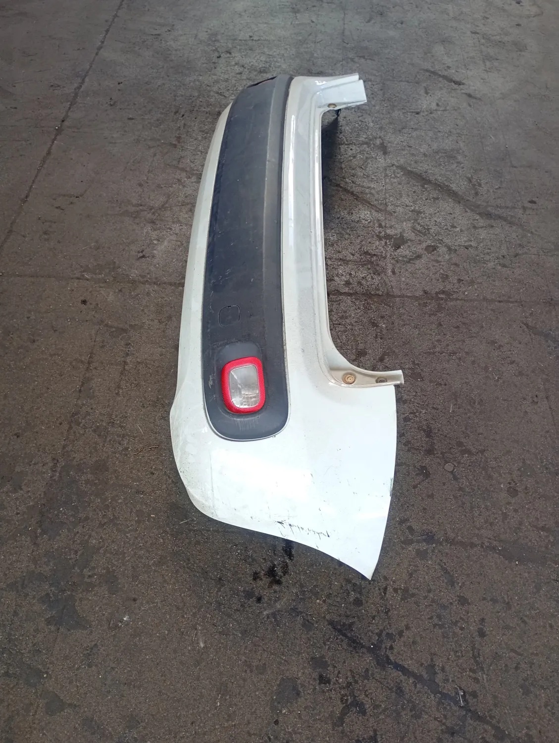 Paraurti posteriore Fiat Panda (2011 – 2017) 1.2 51 KW benzina 735555152 169A4000