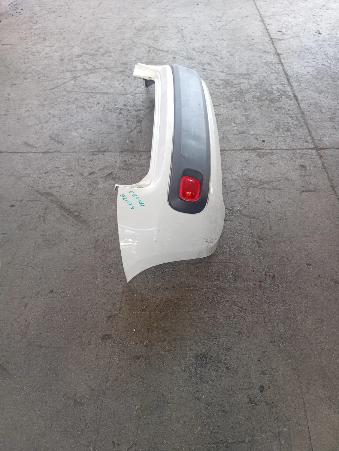 Paraurti posteriore Fiat Panda (2011 – 2017) 1.2 51 KW benzina 735555152 169A4000