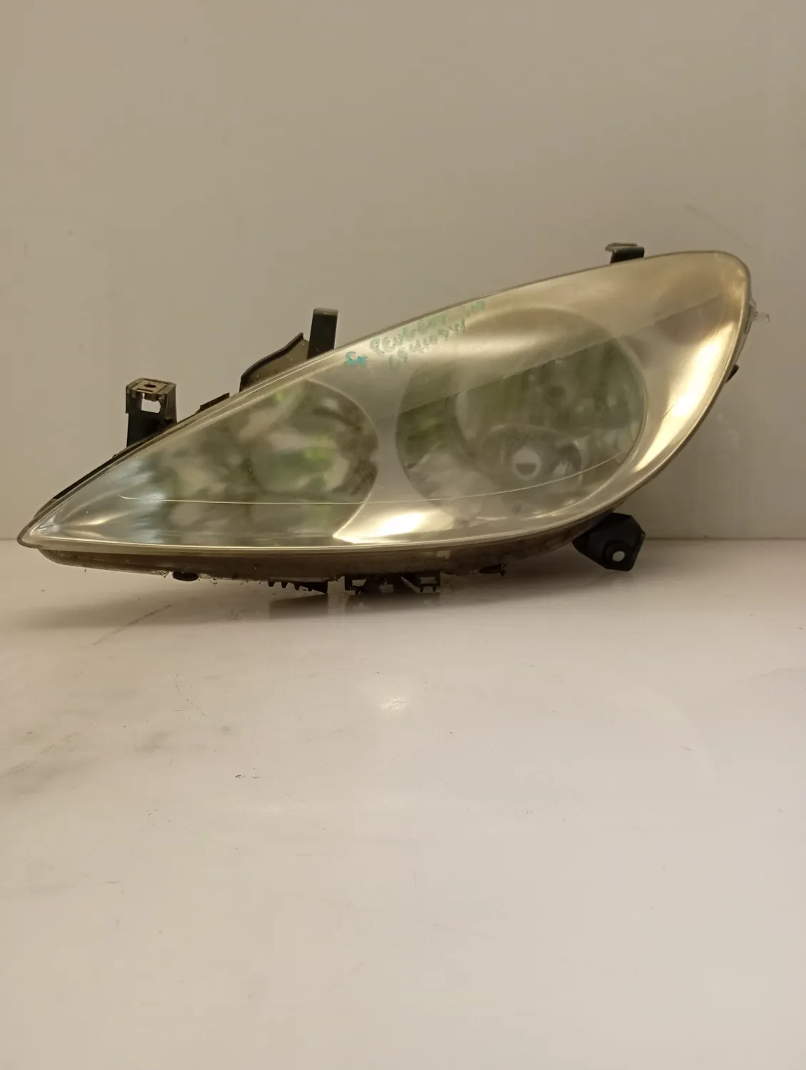 Faro ant. sinistra Peugeot 307 (2001 – 2006) 1.4 65 KW benzina 6204Z2 KFU