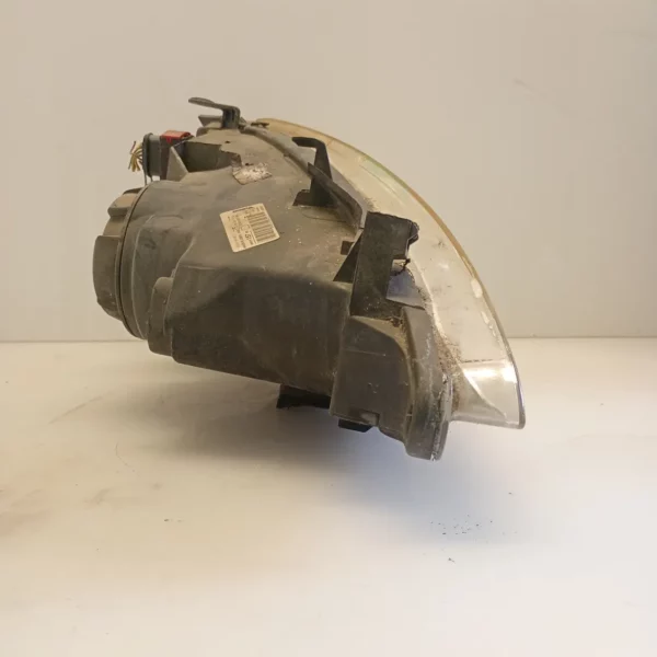 Faro ant. sinistra Peugeot 307 (2001 – 2006) 1.4 65 KW benzina 6204Z2 KFU