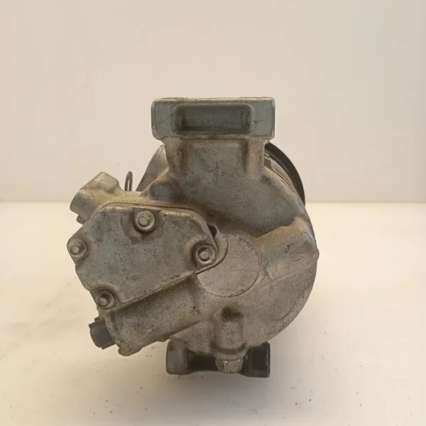 Compressore a/c Toyota Rav 4 3a Serie (2006 – 2010) 2.2 130 KW diesel 8831042250 2AD FHV
