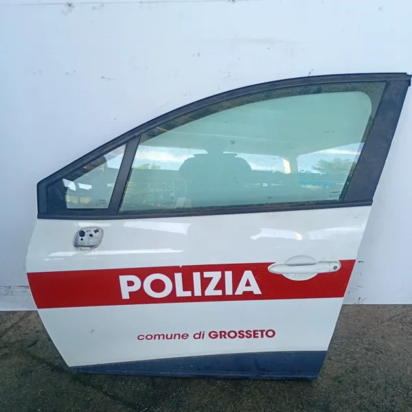 Porta anteriore sinistra Renault Clio 4a Serie (2012 – 2016) 1.1 54 KW benzina 801017896R D4F D7
