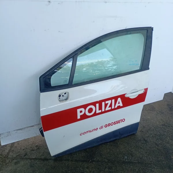 Porta anteriore sinistra Renault Clio 4a Serie (2012 – 2016) 1.1 54 KW benzina 801017896R D4F D7