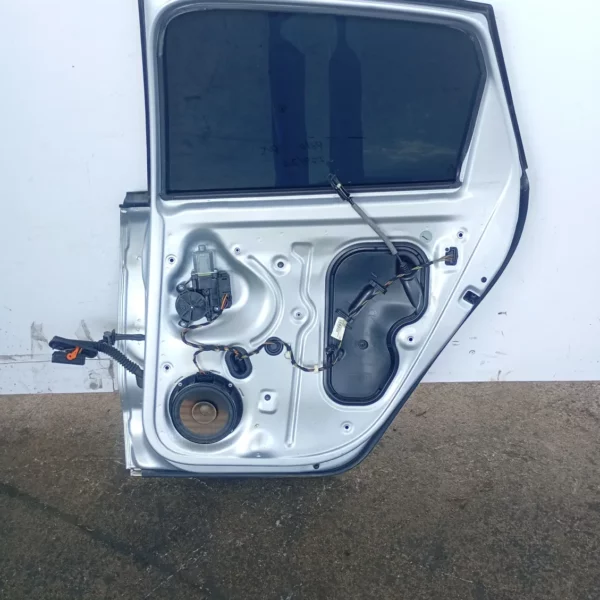 Porta posteriore destra Volkswagen Polo (2009 – 2014) 1.4 63 KW benzina 6R4833056J CGG