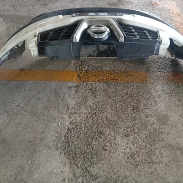 Paraurti anteriore Nissan Qashqai (2010 – 2014) 1.5 81 KW diesel 62022BR00H K9K