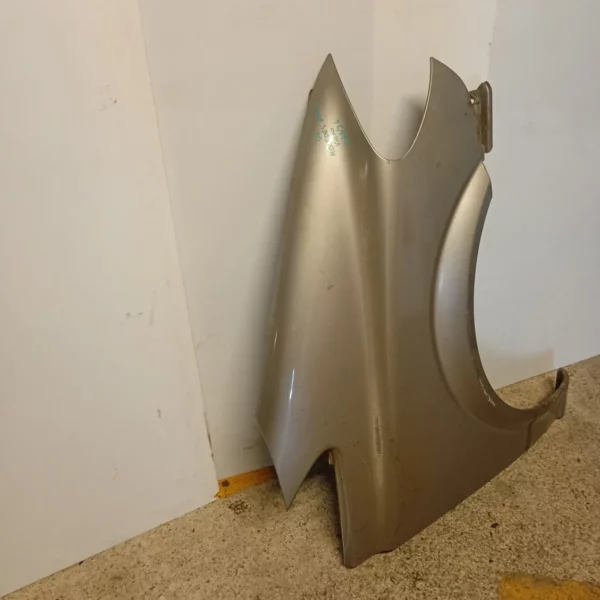 Parafango anteriore destra Mercedes benz Viano (2003 – oggi) 2.2 110 KW diesel A6398800106 646980