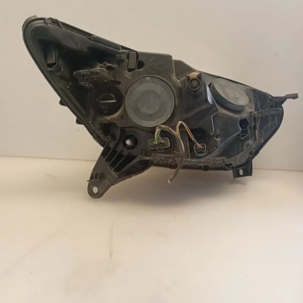 Faro ant. sinistra Renault Captur (2013 – 2017) 1.5 66 KW diesel 260607817R K9K E6