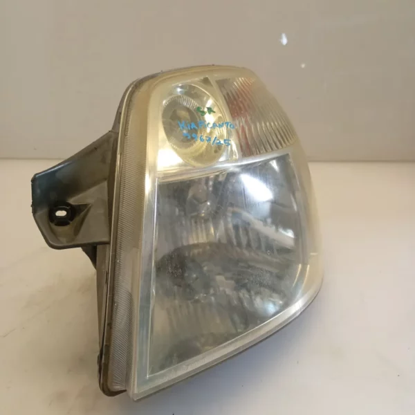 Faro ant. sinistro Kia Picanto 1a Serie (2004 – 2008) 44 KW benzina 9210107060 G4HE