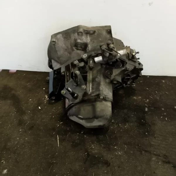 Cambio completo Peugeot 206 (1998 – 2009) 1.4 50 KW diesel 223225 8HZ