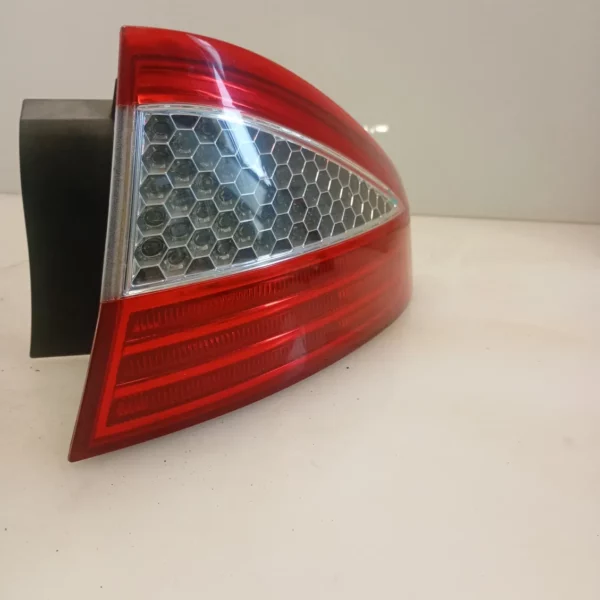Faro posteriore est. destra Ford Mondeo (2007 – oggi) 2.0 103 KW diesel 1523730 QXBA