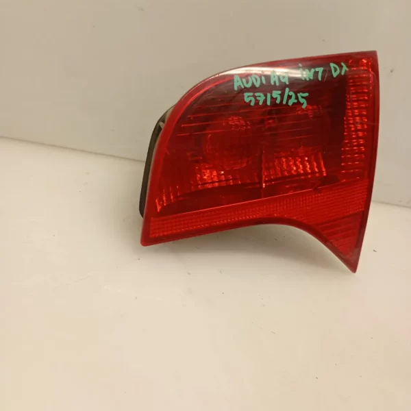 Faro posteriore int. destra Audi A4 (2004 – 2008) 2.0 125 KW diesel 8E9945094A BRD