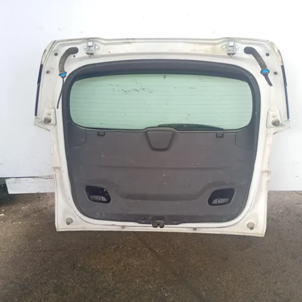 Portellone post. Peugeot 2008 (2013 – 2016) 1.6 73 KW diesel 9802961780 BH02