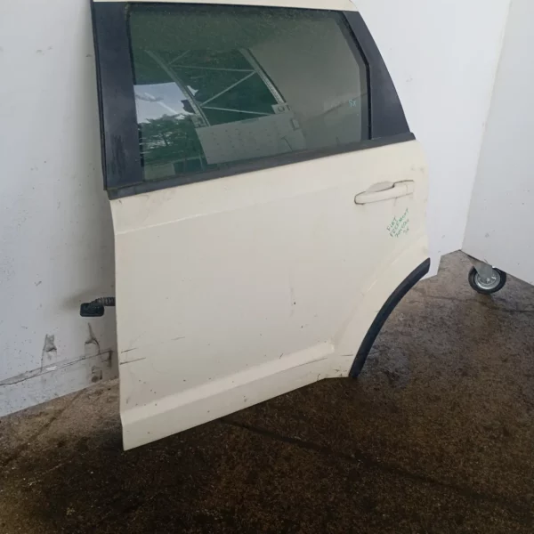 Porta posteriore sinistra Fiat Freemont (2011 – oggi) 2.0 103 KW diesel K68067473AF 939B5000