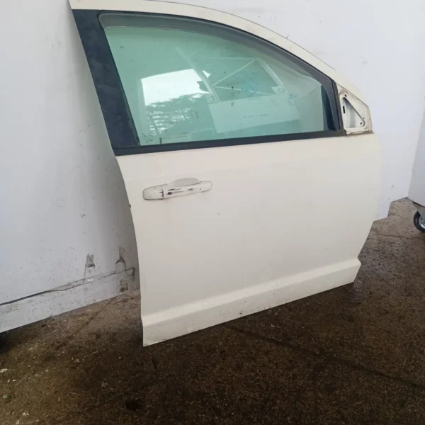 Porta anteriore destra Fiat Freemont (2011 – oggi) 2.0 103 KW diesel K68067470AG 939B5000