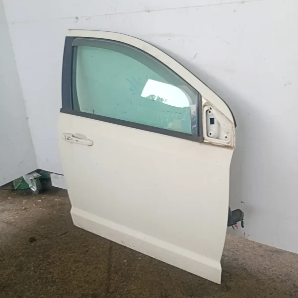 Porta anteriore destra Fiat Freemont (2011 – oggi) 2.0 103 KW diesel K68067470AG 939B5000