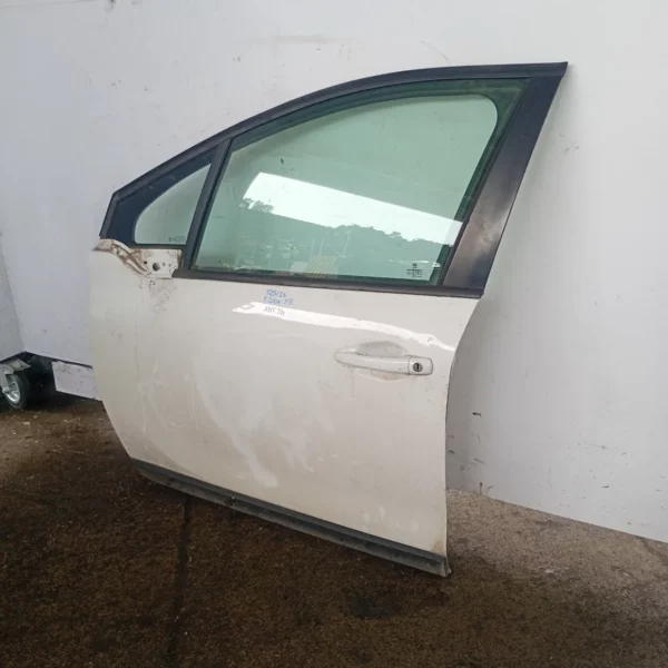 Porta anteriore sinistra Peugeot 2008 (2013 – 2016) 1.6 73 KW diesel 9807820480 BH02