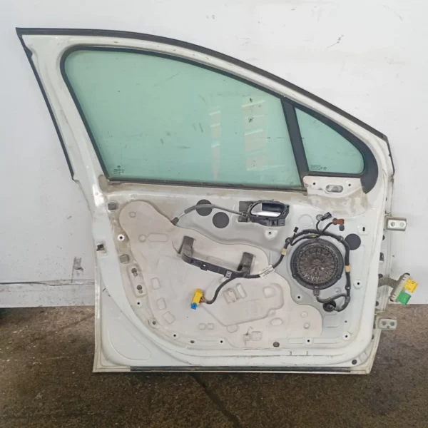 Porta anteriore sinistra Peugeot 2008 (2013 – 2016) 1.6 73 KW diesel 9807820480 BH02