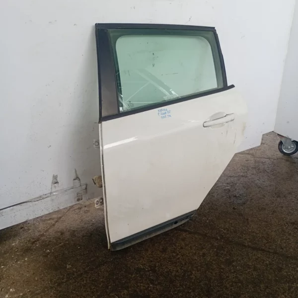 Porta posteriore sinistra Peugeot 2008 (2013 – 2016) 1.6 73 KW diesel 9802969780 BH02