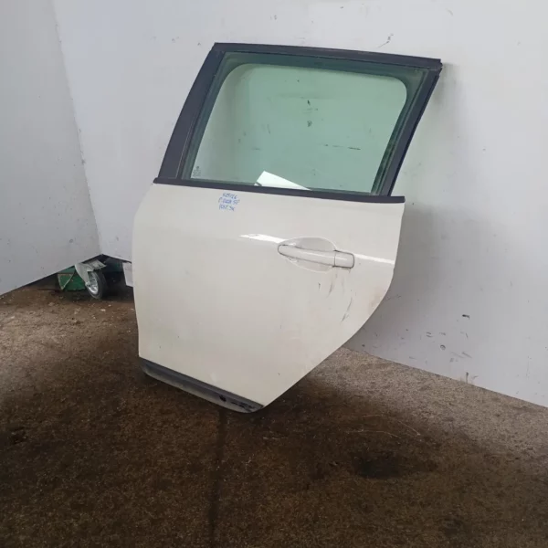 Porta posteriore sinistra Peugeot 2008 (2013 – 2016) 1.6 73 KW diesel 9802969780 BH02