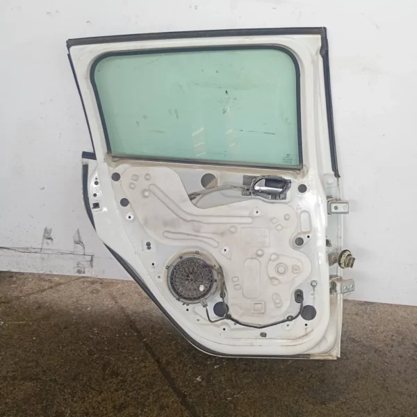 Porta posteriore sinistra Peugeot 2008 (2013 – 2016) 1.6 73 KW diesel 9802969780 BH02